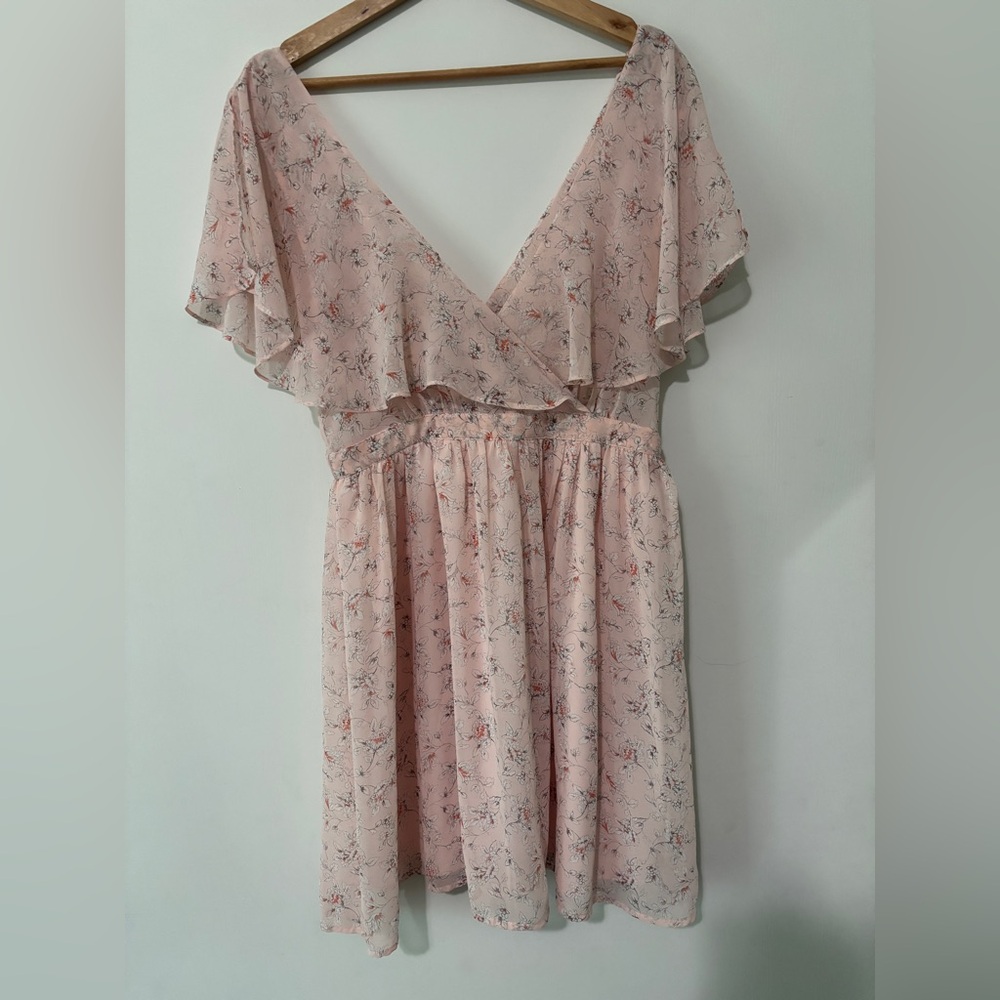 Forever 21 Blush Pink Floral Ruffle V-Neck Dress